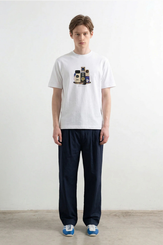 Camiseta Sound System - white