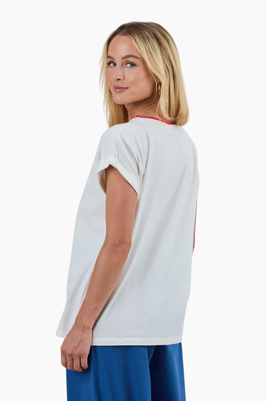 Camiseta Peanuts Retro Friends Scoop Ecru