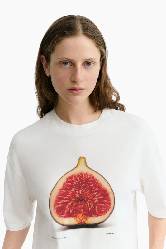 Camiseta oversize Lena Figa de Thinking Mu con estampado de higo en algodón orgánico blanco para mujer