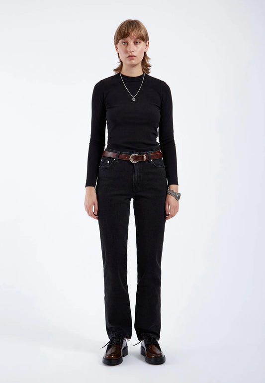 Jeans Dr. Denim Arch mujer, Tar Black Used, tiro medio y pierna recta, 99% algodón 1% elastano.