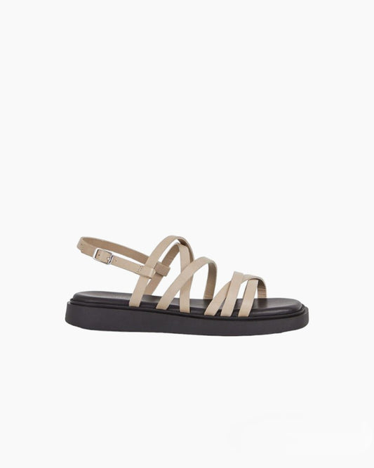 Sandalias Connie Sand de Vagabond para mujer en piel beige con tiras y cierre ajustable.