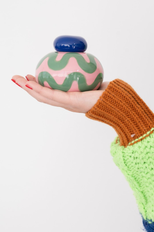 Tarro Simona - waves