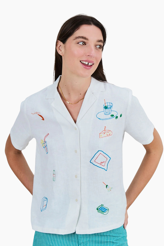 Blusa Brava blanca con bordados Chiringuito en lino y corte relajado