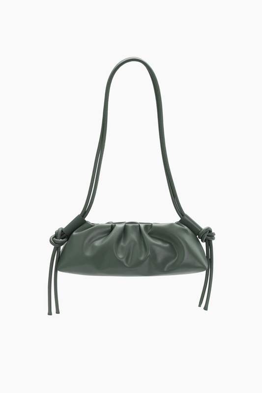 Bolso Dumpling Teal de Ölend en color verde petróleo con diseño fruncido y acabado en piel vegana impermeable