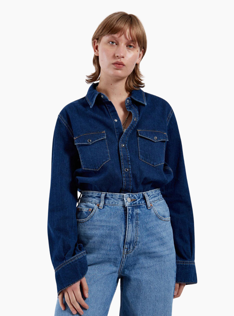 Camisa vaquera Dr. Denim Sukie Dark Retro mujer, denim rígido 100% algodón, detalles sostenibilidad