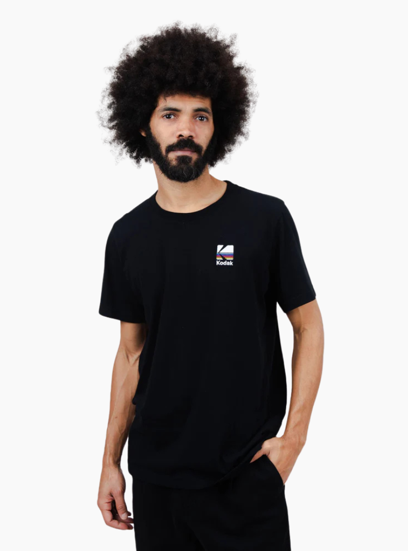 Camiseta Brava Fabrics Kodak Color negra, 100% algodón orgánico, hecha en India