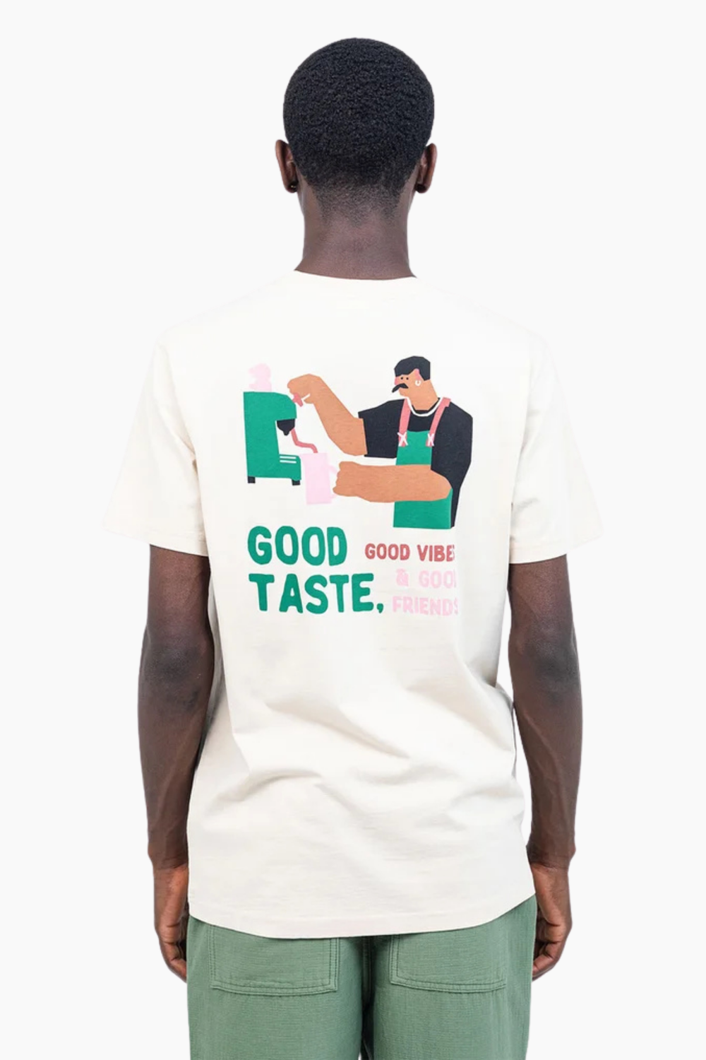 Camiseta Cream Local de OLOW para hombre vista de espalda con gran ilustración Good Taste de inspiración barista