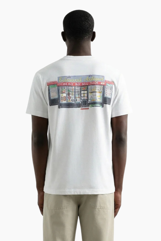 Camiseta Edmmond Antiques blanca con print trasero de tienda vintage