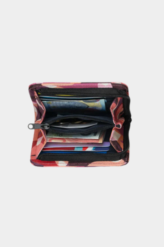 Interior de la cartera Cabaia Small Montreuil con seis ranuras para tarjetas y bolsillo con cremallera para monedas