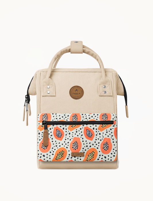 Mochila Cabaïa Adventurer Mini Cream con bolsillo frontal estampado en tonos naranja, azul y crema